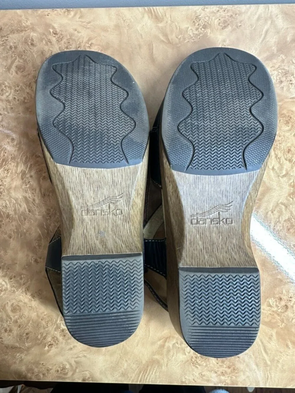 Dansko Black Leather Comfort Wedge Sandals Size 42 US 11-11.5